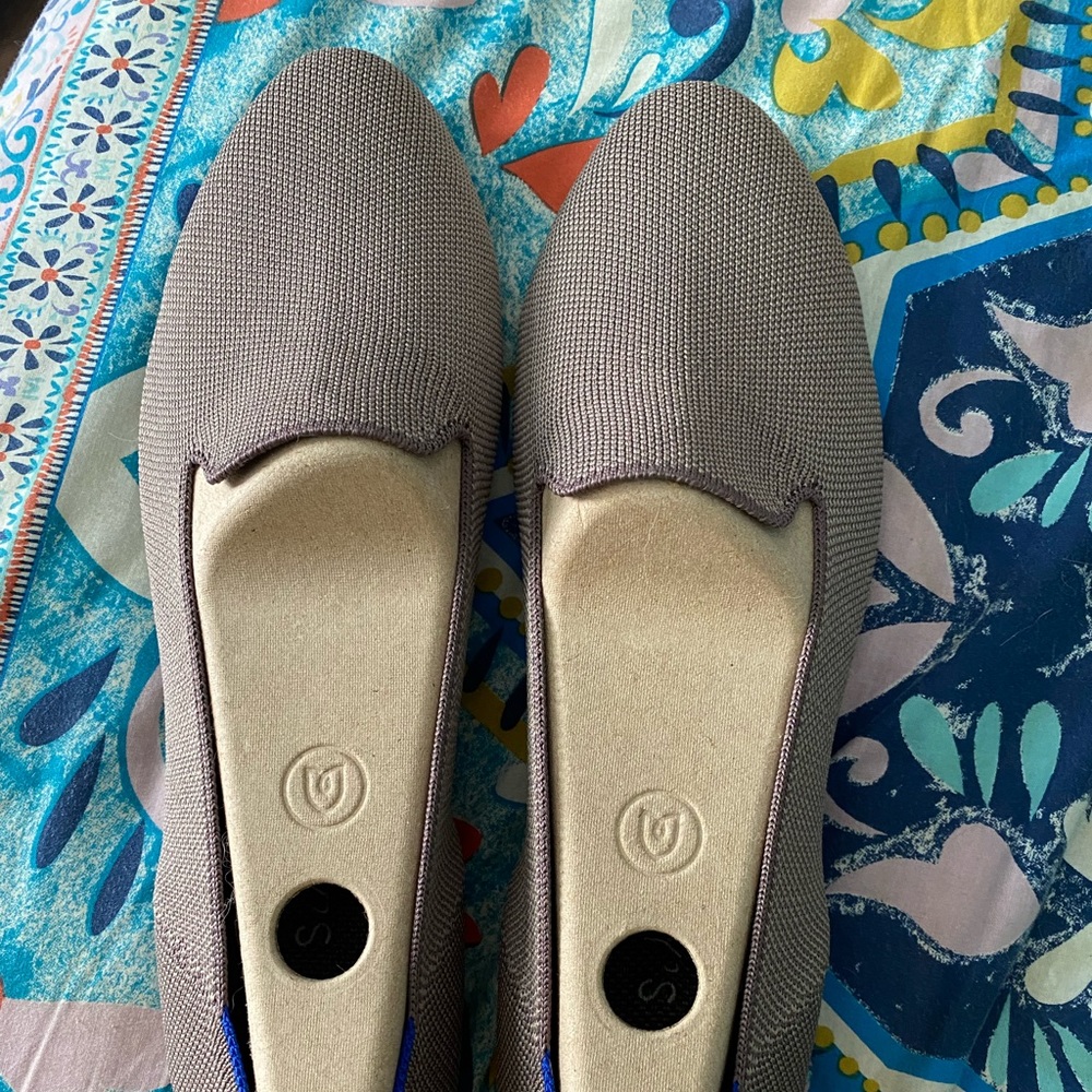 Rothys Size 11.5 Mink Loafers. Shoes are brand new and have never been worn